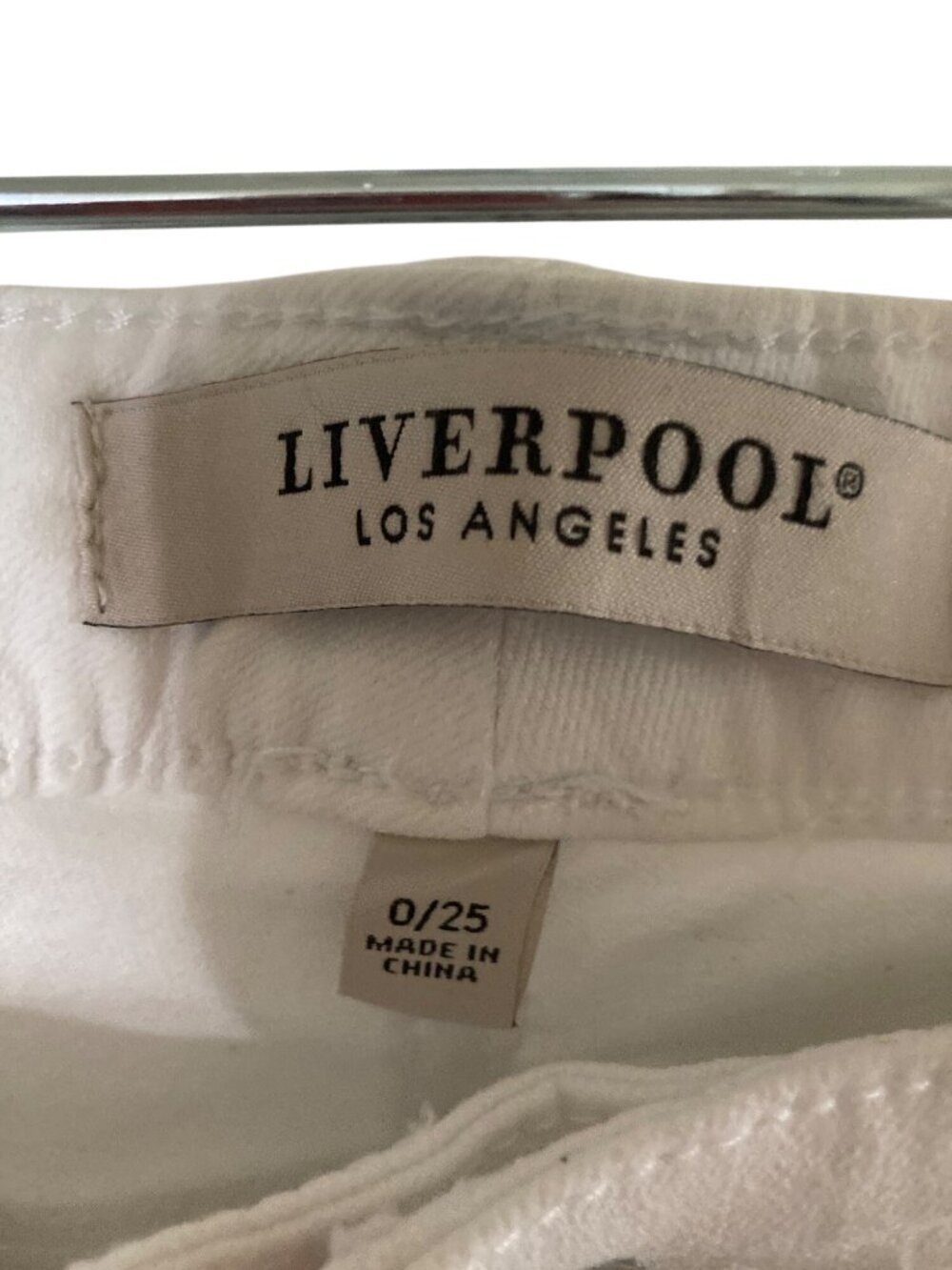 Liverpool Hannah Crop Flare White Lace Jeans Size 25  NWT - Picture 2 of 10